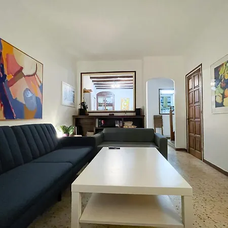 Revenon2023maison Retro Dans Le Centre Historique Holiday home